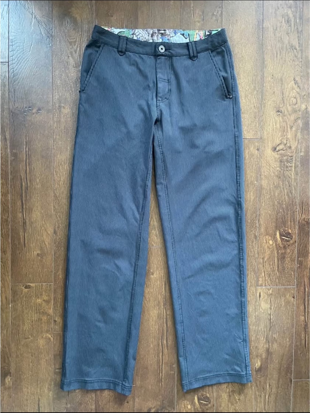 Men’s Lululemon Classic Fit Pants. Athletic/Casual. 32’’ Waist 33’’ Inseam